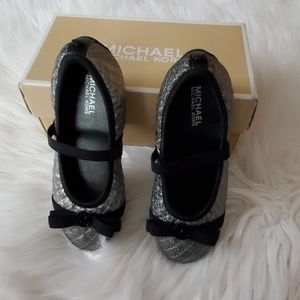 Michael Kors Rover Lauri flats. Silver shimmer